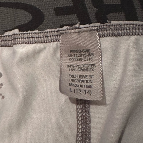 Champion Camouflage Compression Bottom Size Youth men’s L (12-14) - Picture 11 of 12